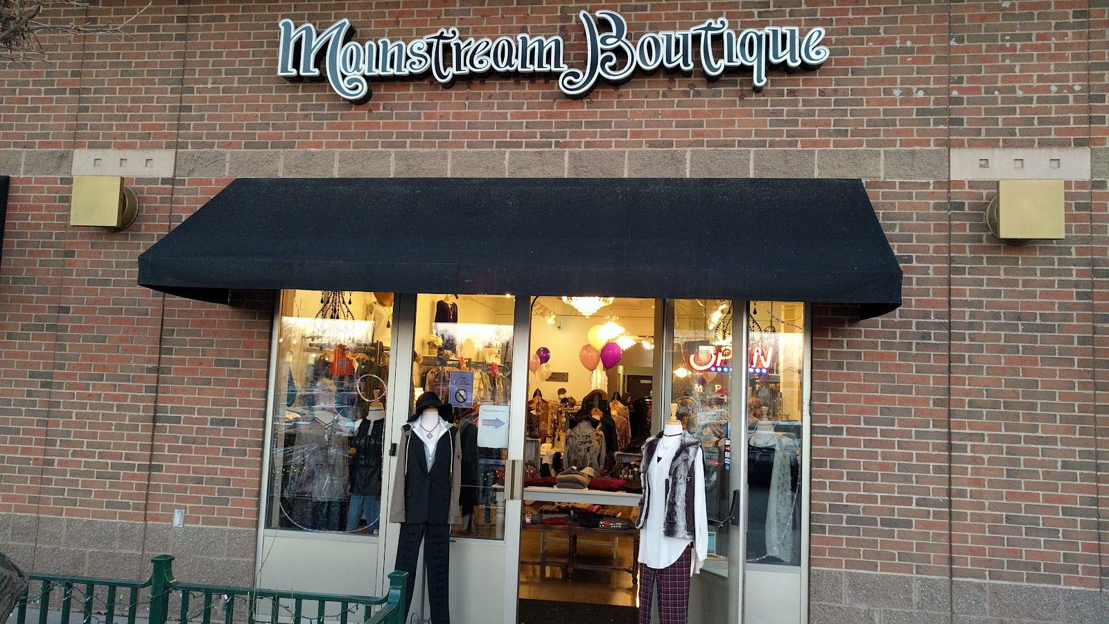 Main Stream Boutique
