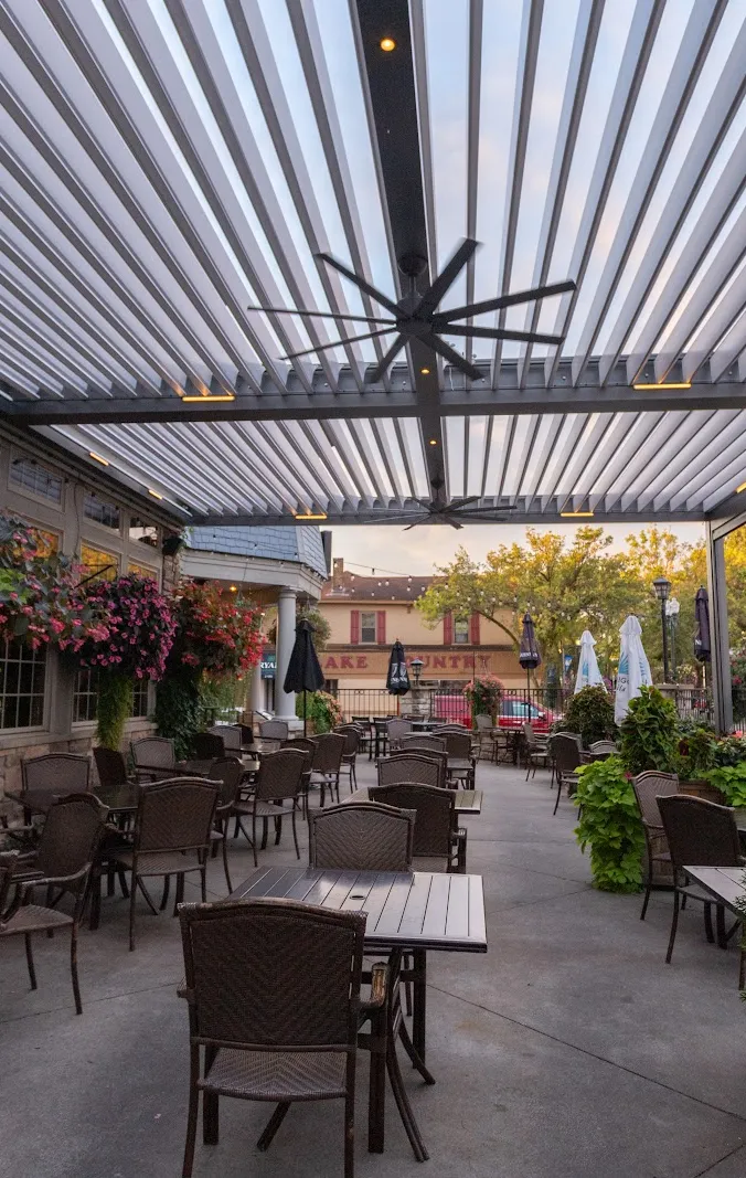 Manitou Bar & Kitchen