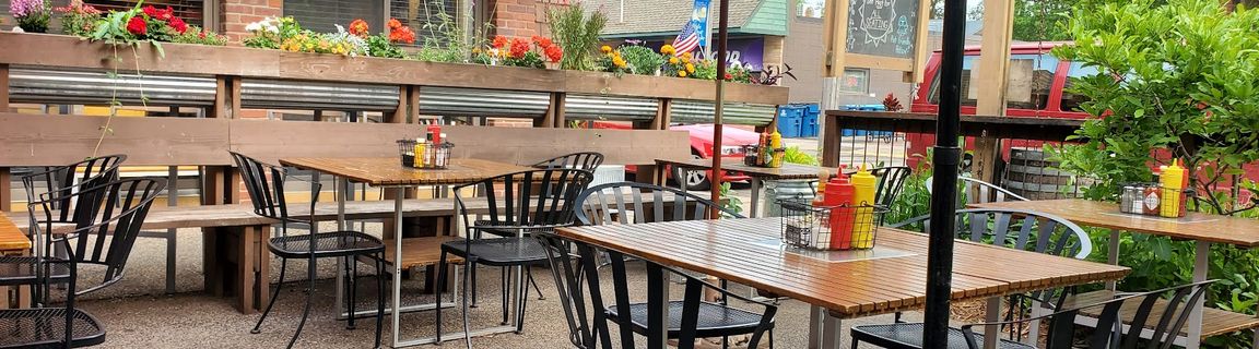 Washington Square Bar & Grill